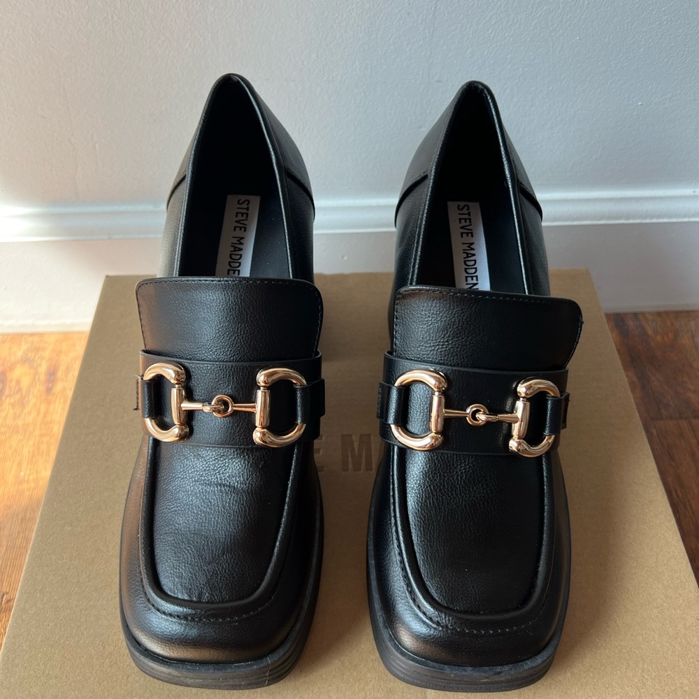 Steve Madden Black Platform Loafers with Gold Detail - Picture 3 of 6